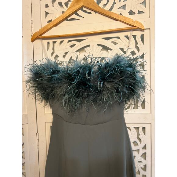 House of CB Juliene Eucalyptus Maxi Dres Size XS Extra Small - Picture 4 of 9